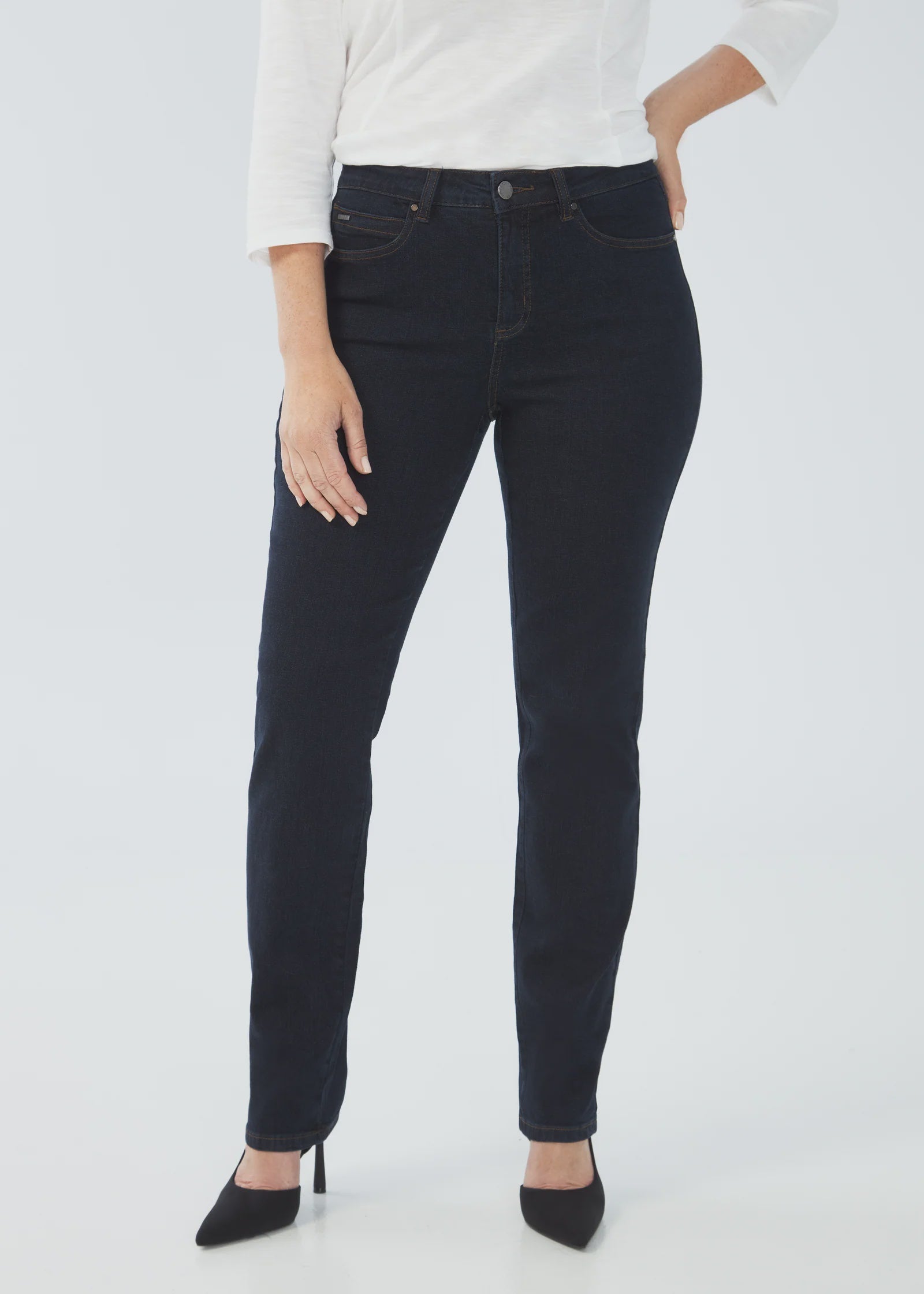 Petite Olivia Straight Leg Jean 29