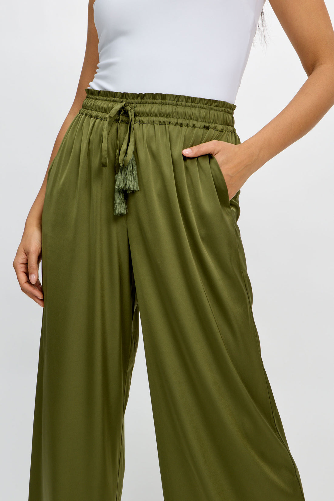 Emproved Sateen Pull On Pant