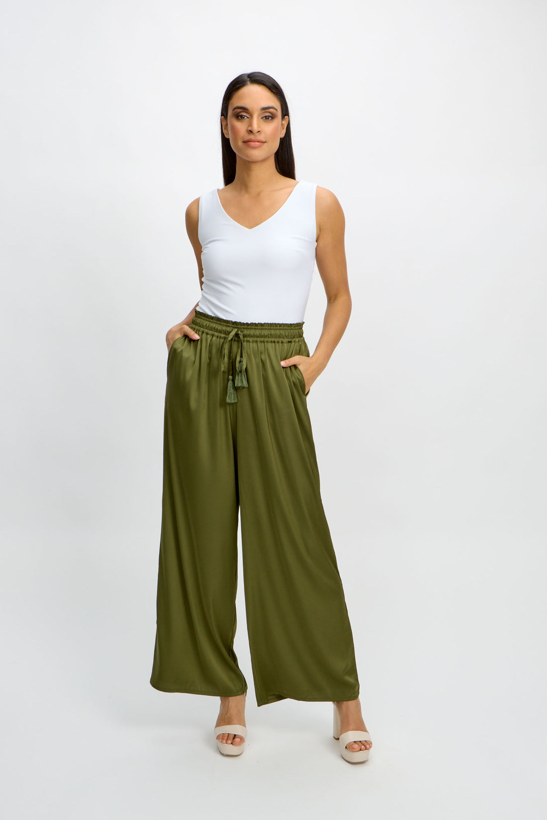 Emproved Sateen Pull On Pant