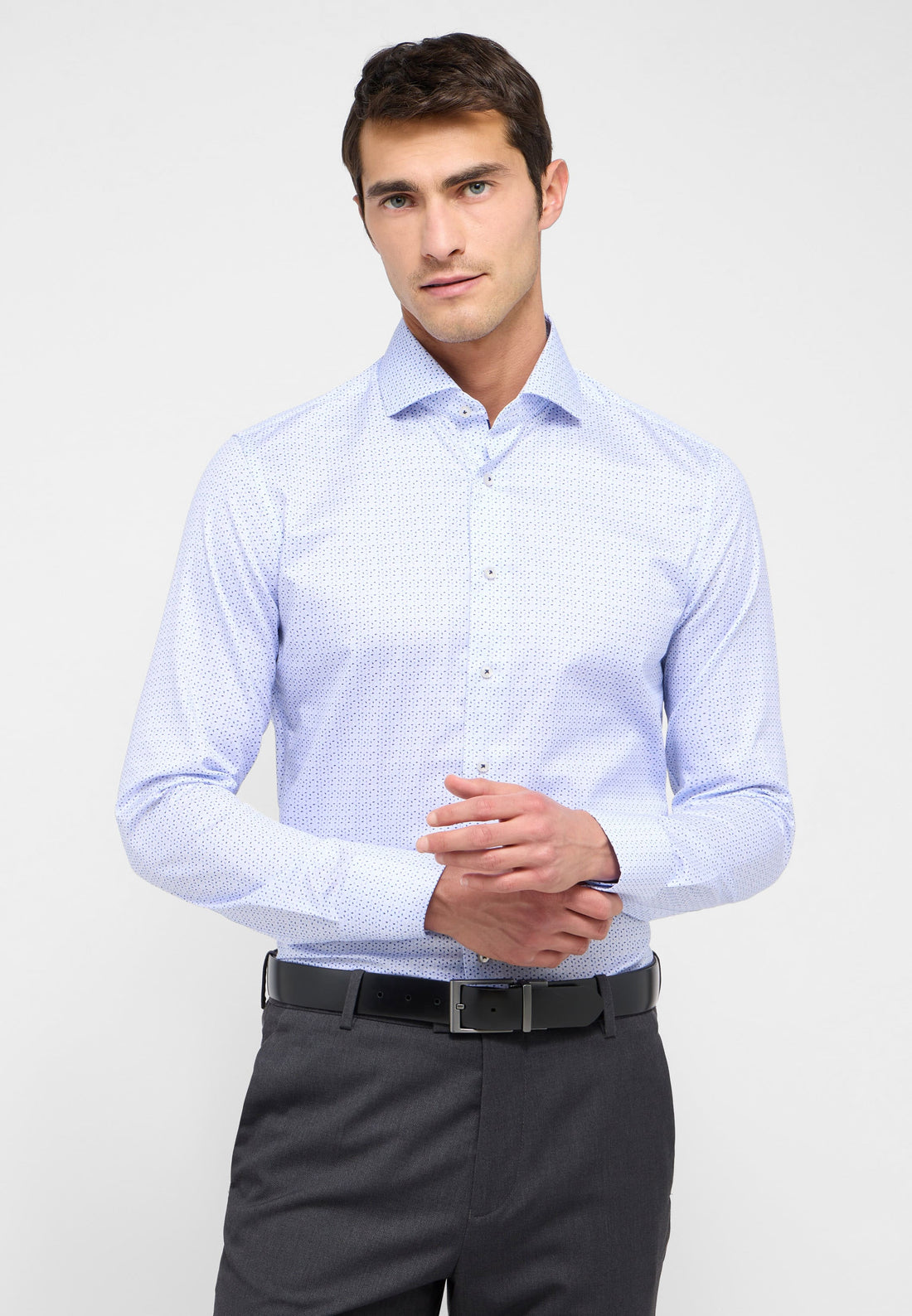 X68V Dress Shirt