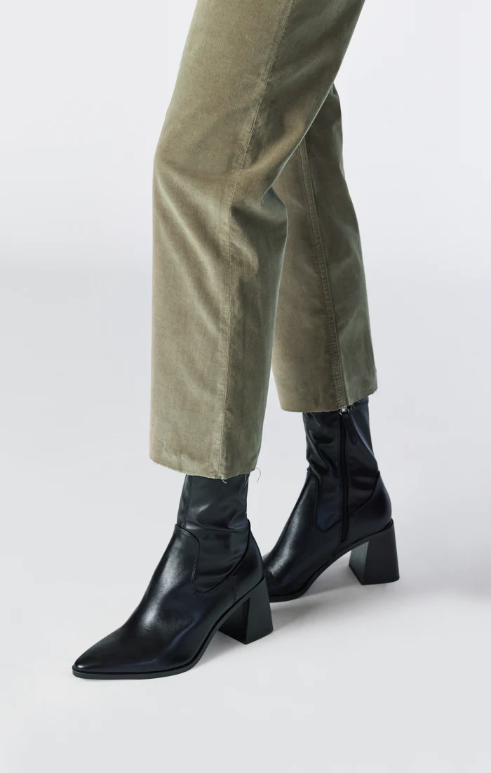 Shelia 81667