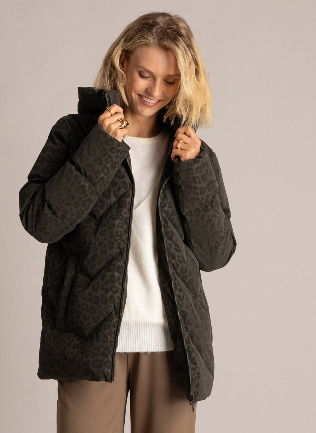 Quiraine Coat