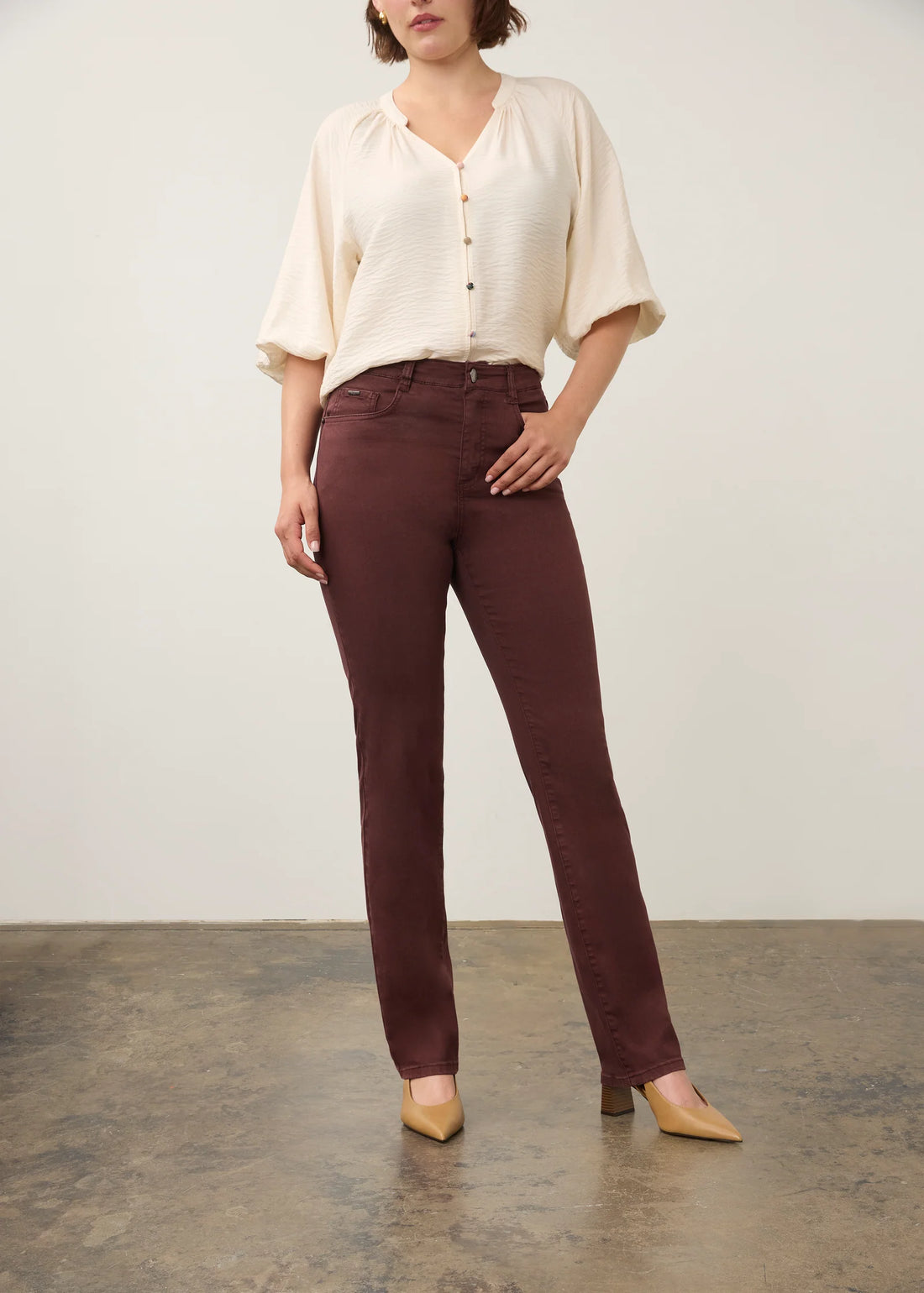 Suzanne Straight Leg 6864511