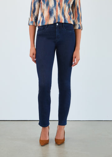 Petite Suzanne Straight Leg 8899250