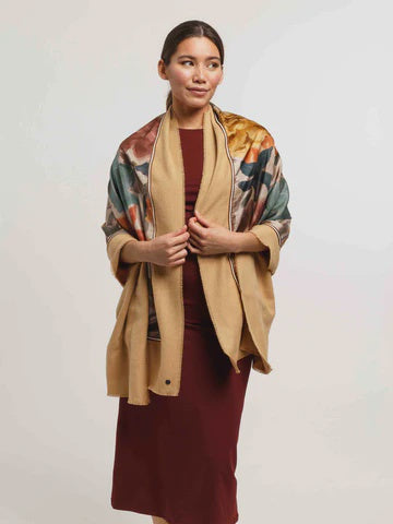 Patchwork Wrap 623538