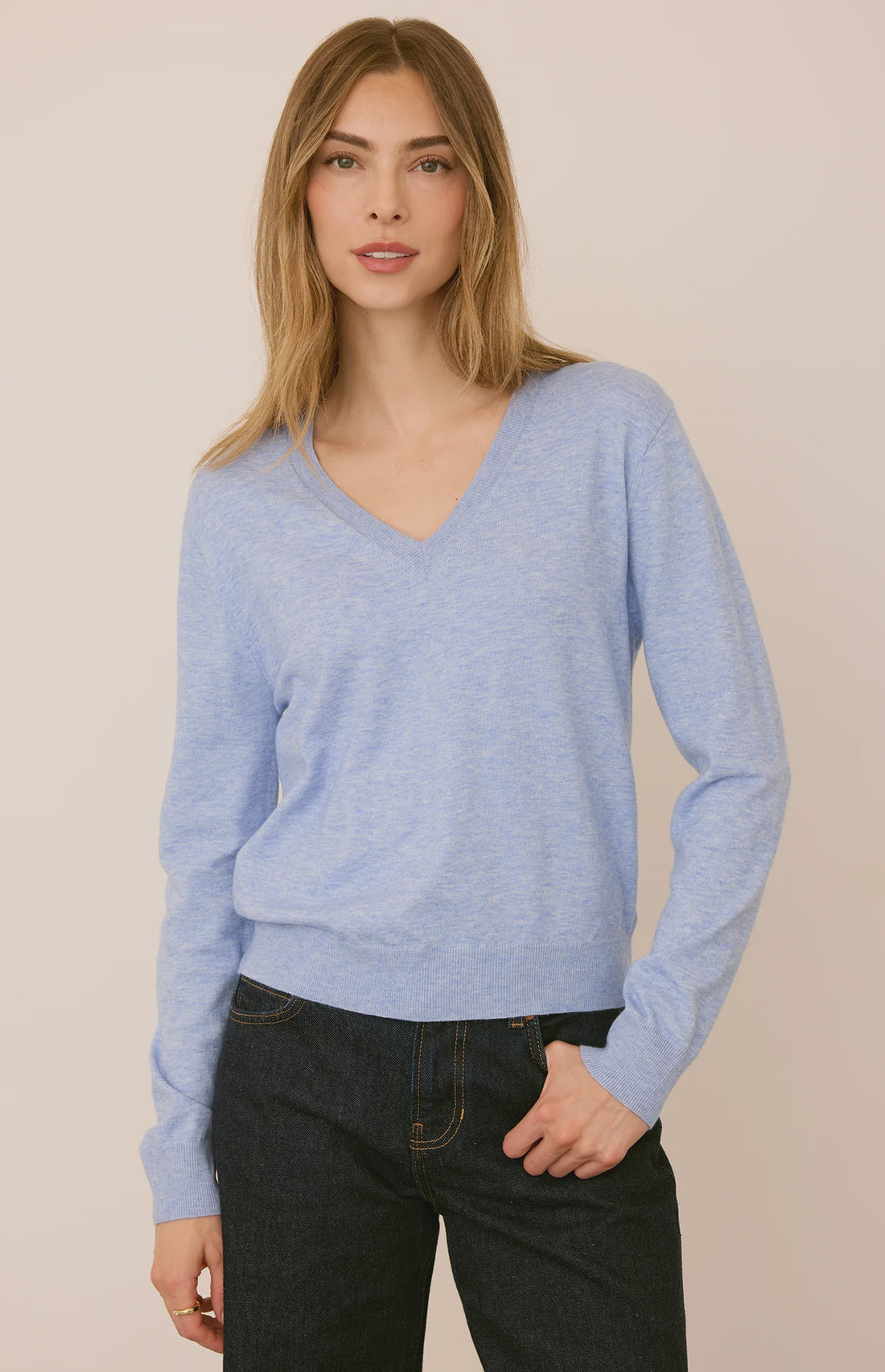 Carina VNeck Pullover