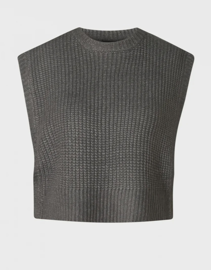 Okje Knit Vest