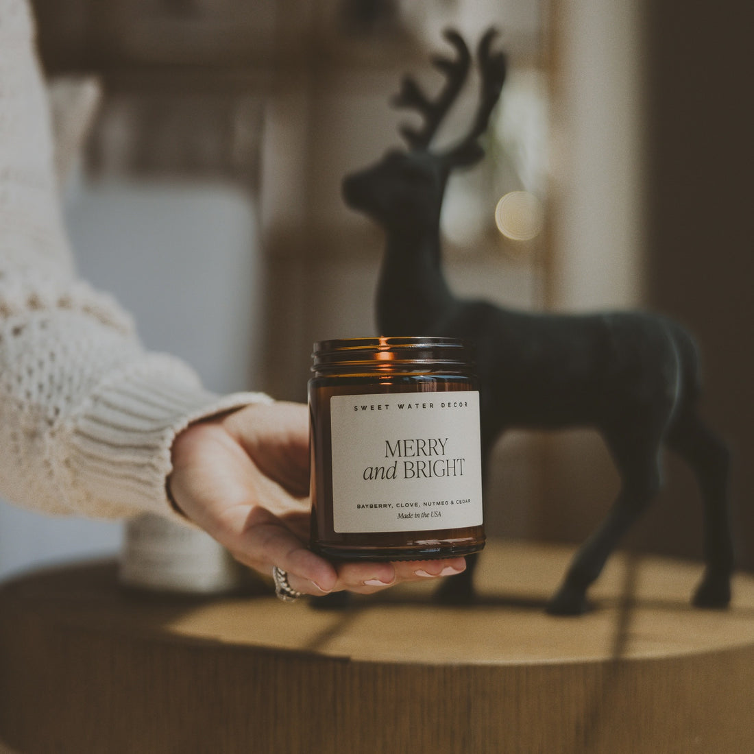 Merry & Bright 9oz Amber Soy Candle