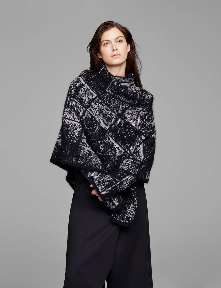PaciniFrostPoncho